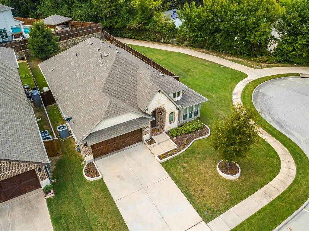 700 Lancaster Drive
