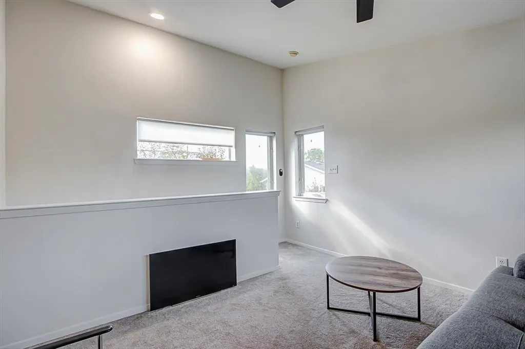 312 N Patton Avenue, #401