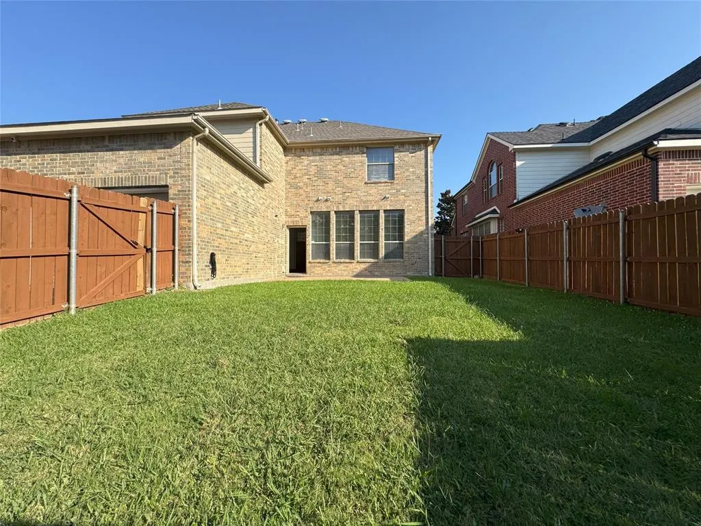 4112 Hearthlight Court