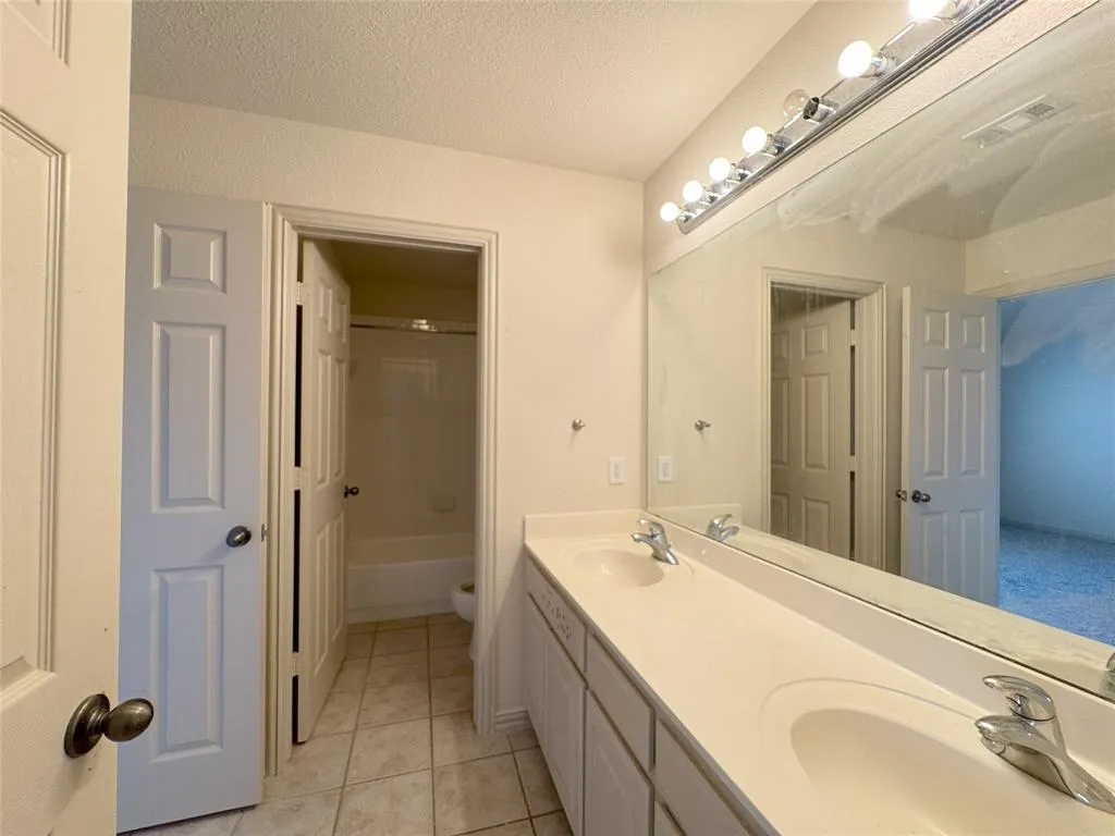 4112 Hearthlight Court