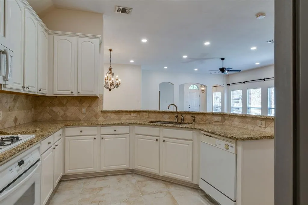 7728 Lancaster Gate