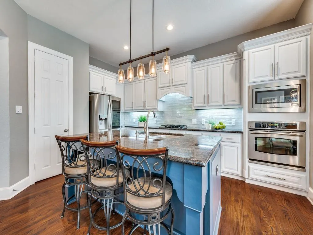 1240 Sunland Park Drive