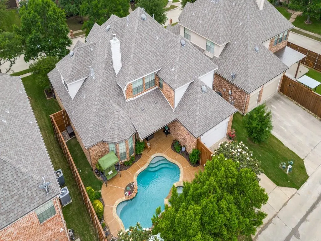 1240 Sunland Park Drive