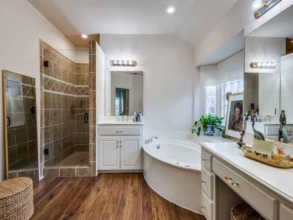 1108 Saddlebrook Drive