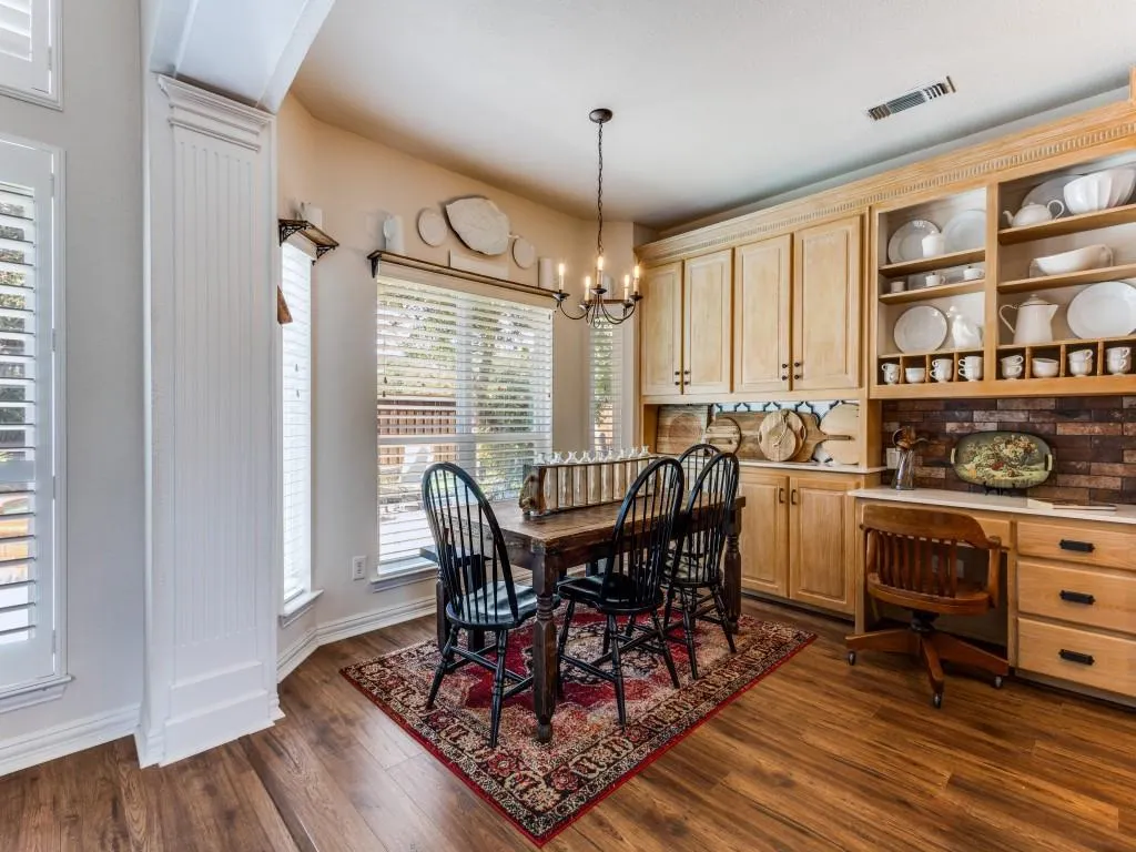 1108 Saddlebrook Drive
