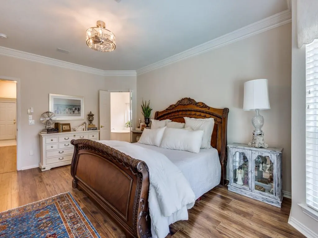 1108 Saddlebrook Drive