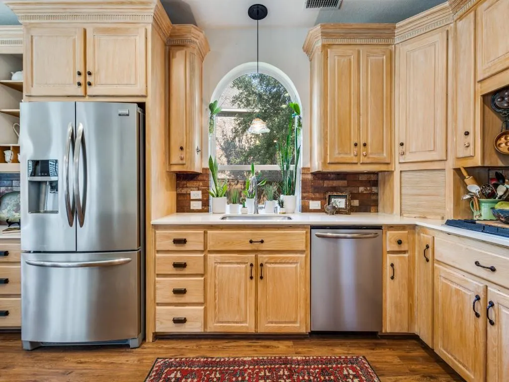 1108 Saddlebrook Drive