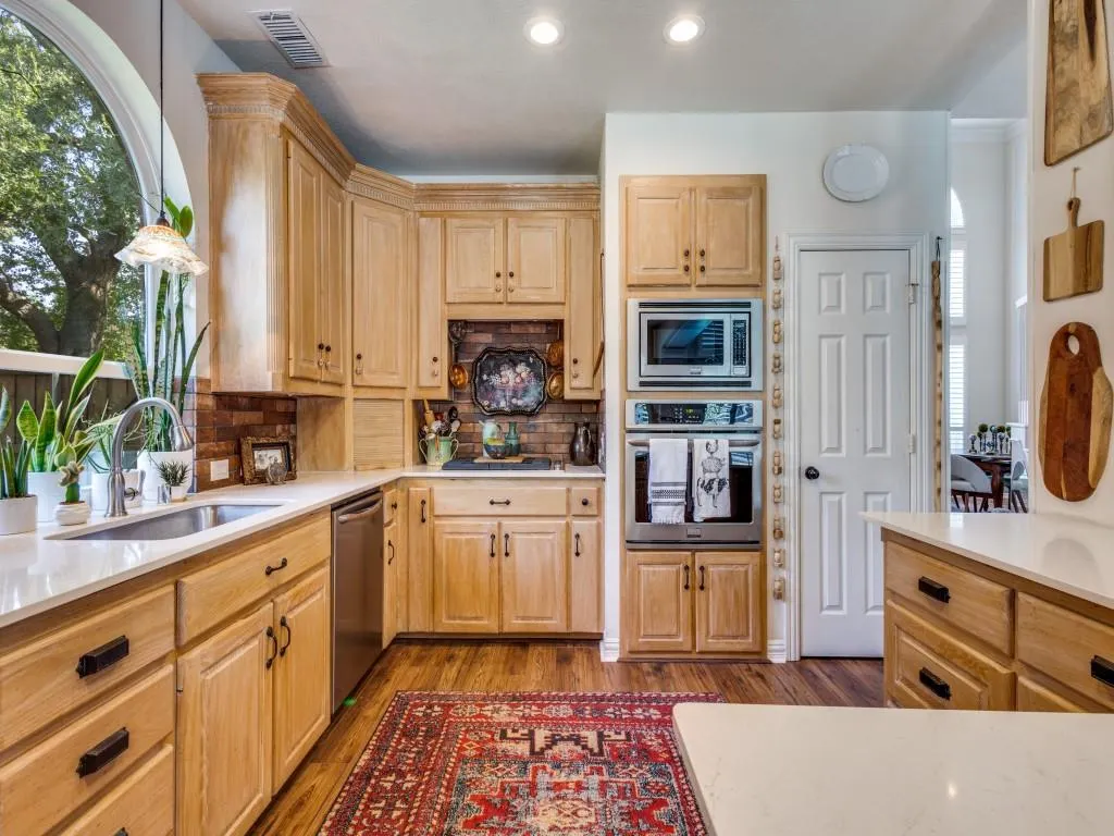 1108 Saddlebrook Drive
