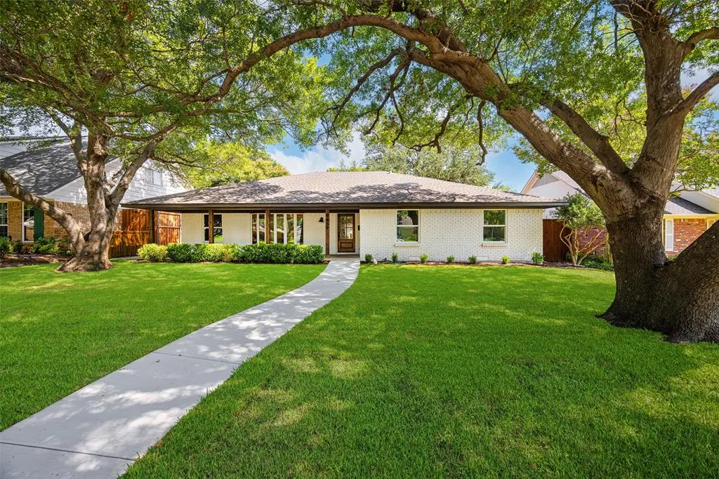 9459 Heatherdale Drive