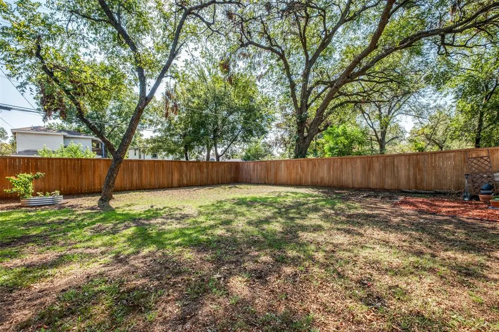 920 S Oak Cliff Boulevard