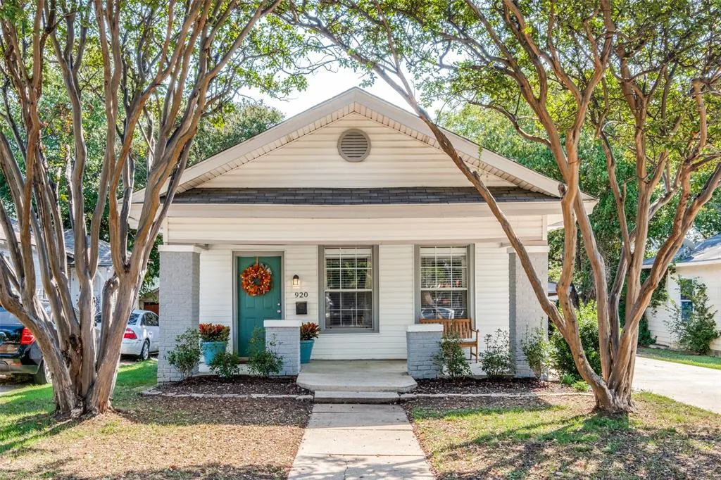 920 S Oak Cliff Boulevard