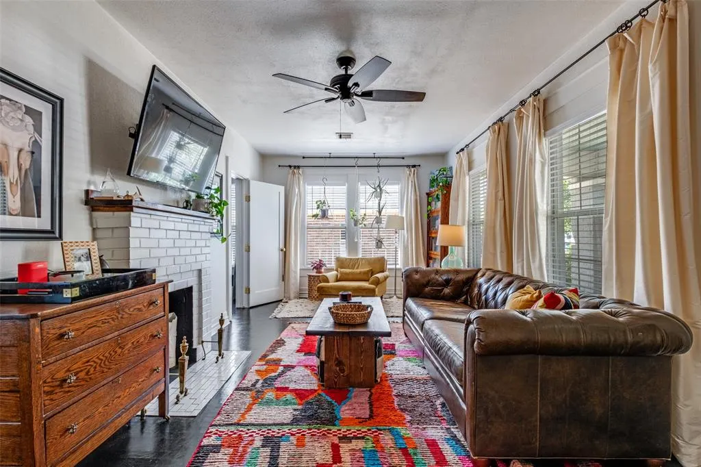 920 S Oak Cliff Boulevard