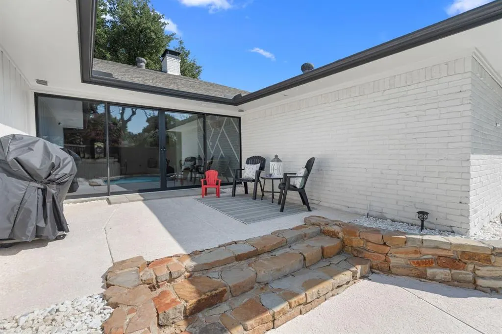 305 High Brook Drive