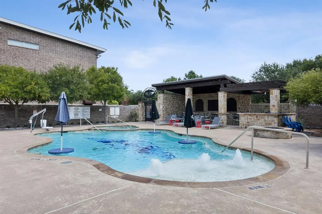 9404 Ragwing Lane, #, -96.740