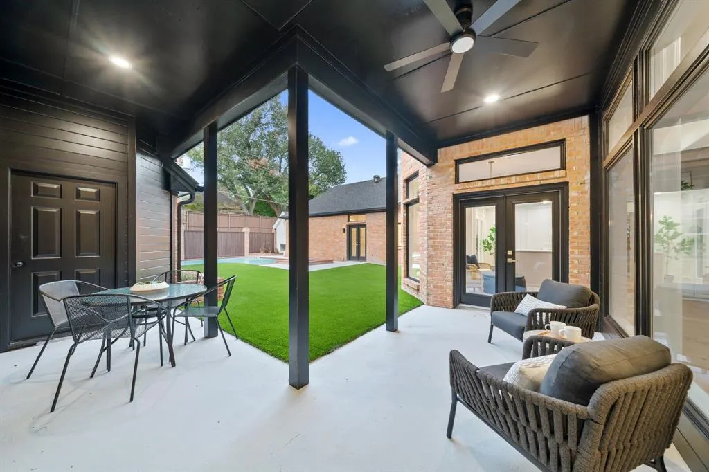 5809 Flintshire Lane