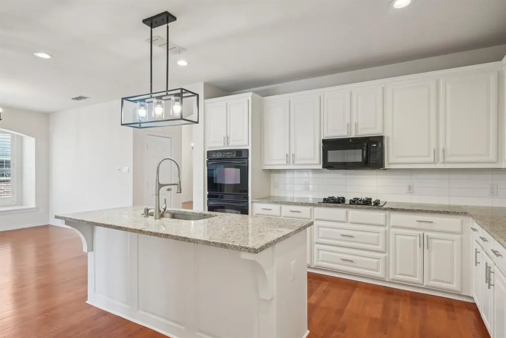 2545 Sedalia Court