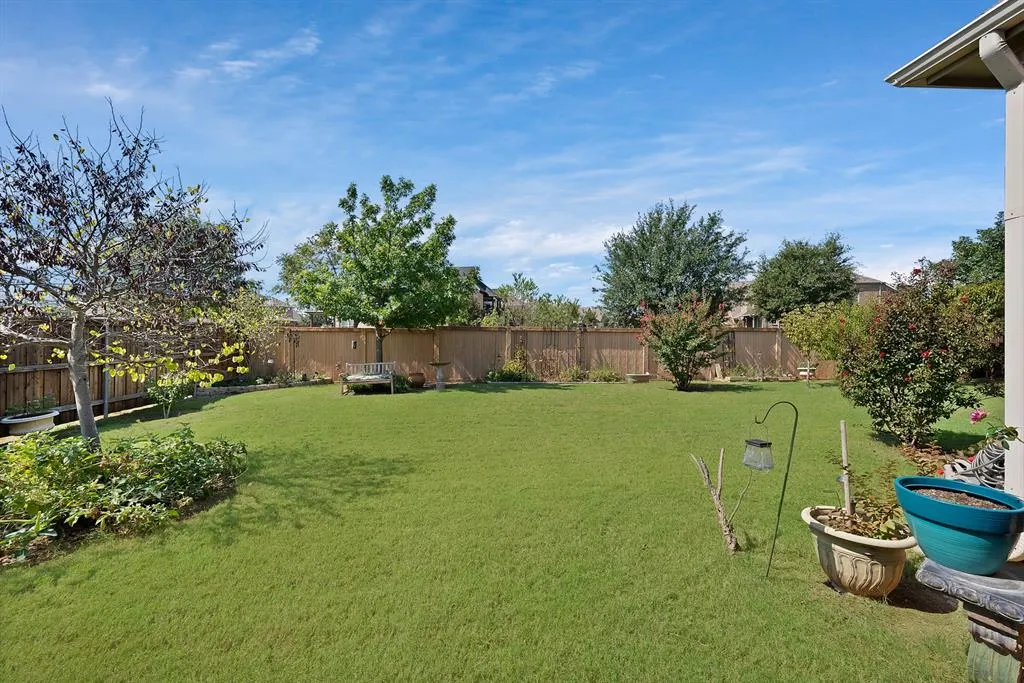 7809 Caddo Cove