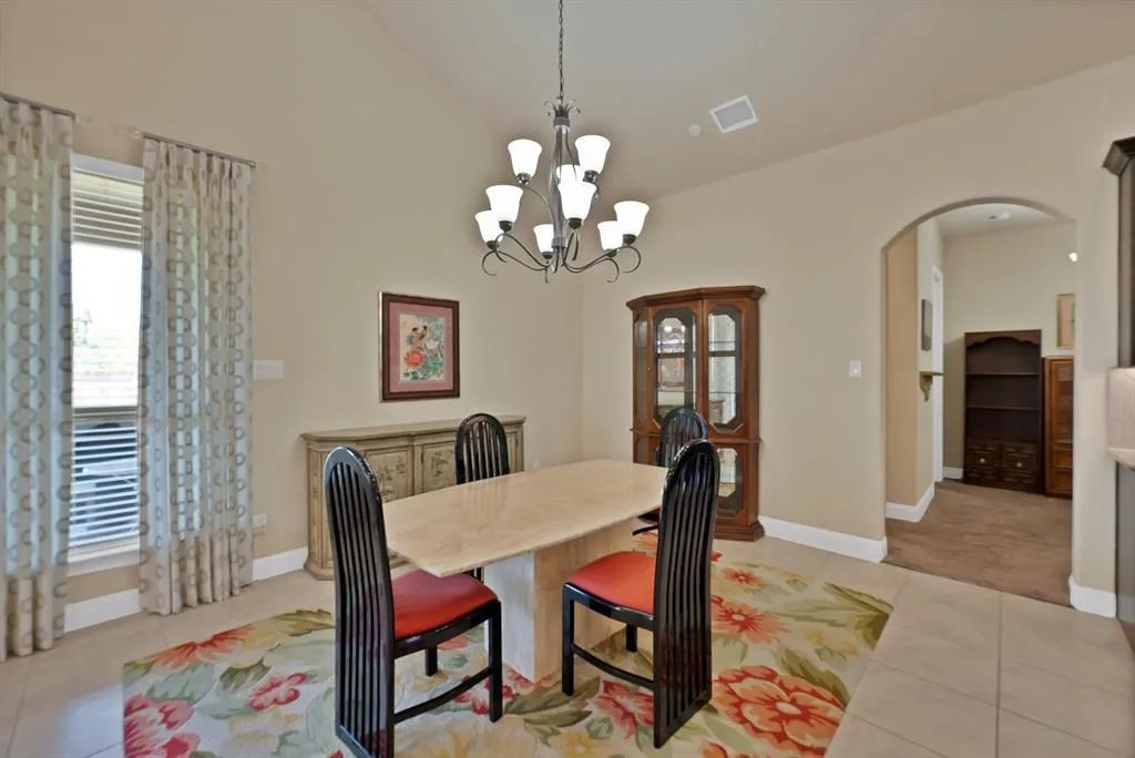 7809 Caddo Cove