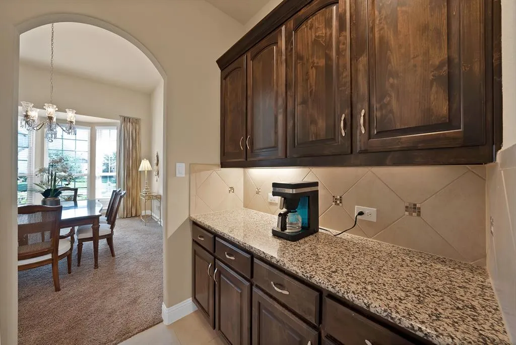 7809 Caddo Cove