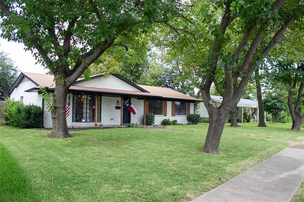 1011 PACIFIC Drive