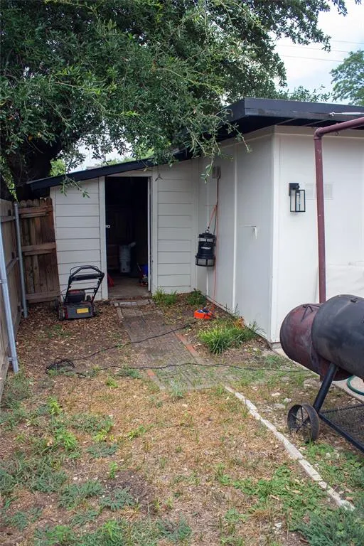1011 PACIFIC Drive
