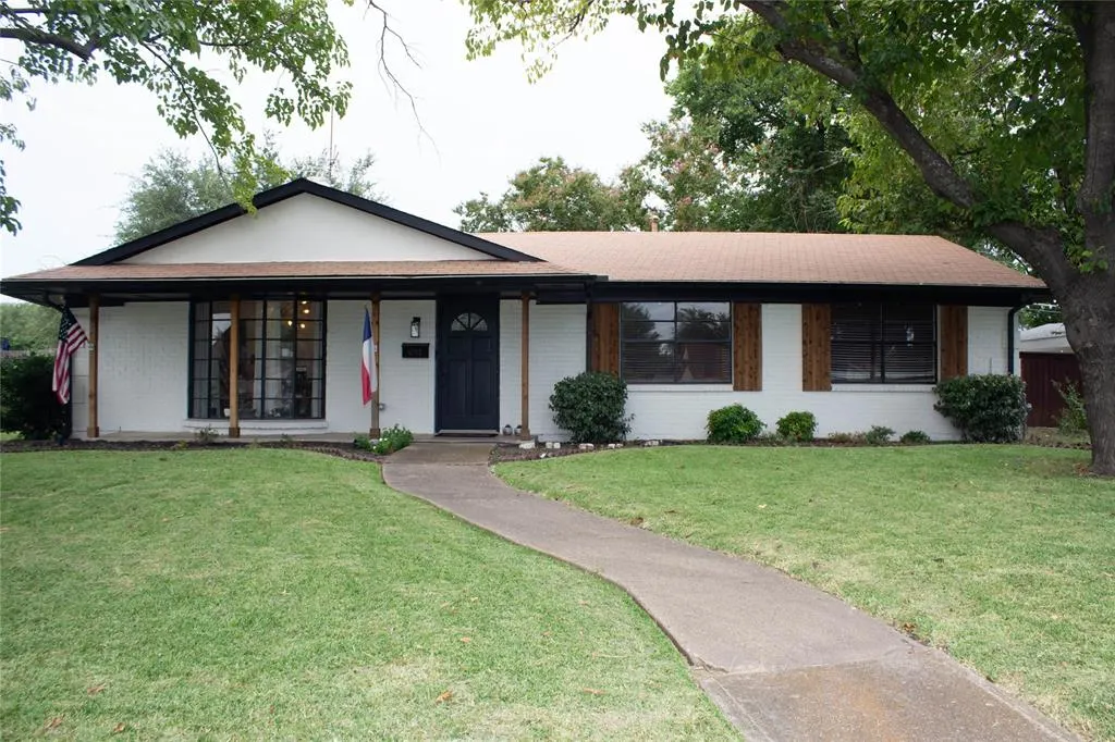 1011 PACIFIC Drive