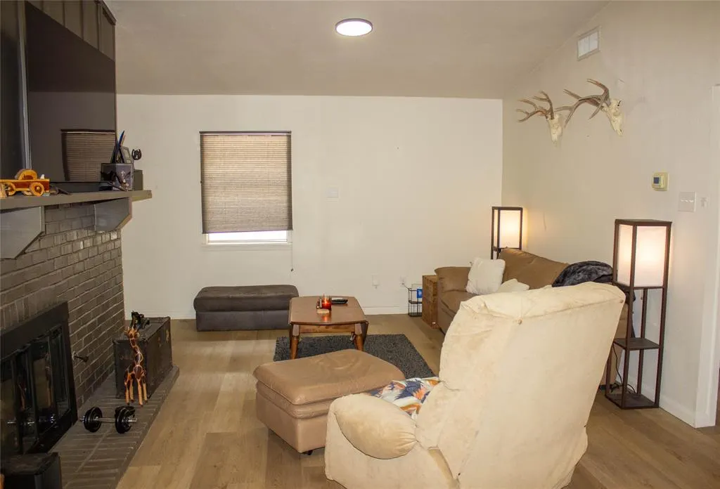 1011 PACIFIC Drive