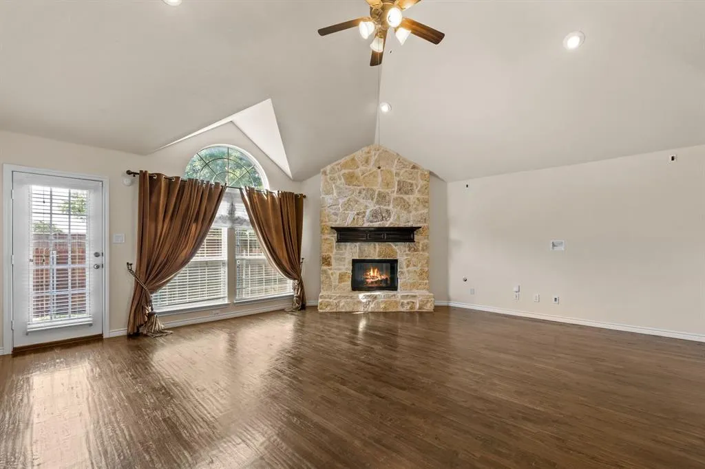 10437 Chantry Lane