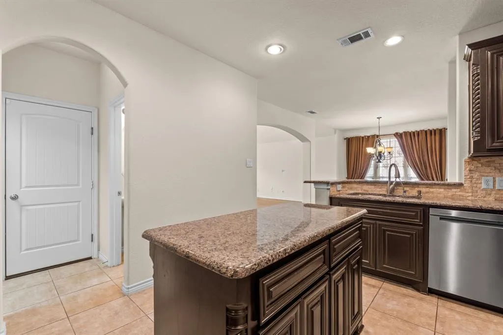 10437 Chantry Lane