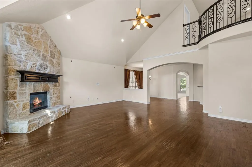 10437 Chantry Lane