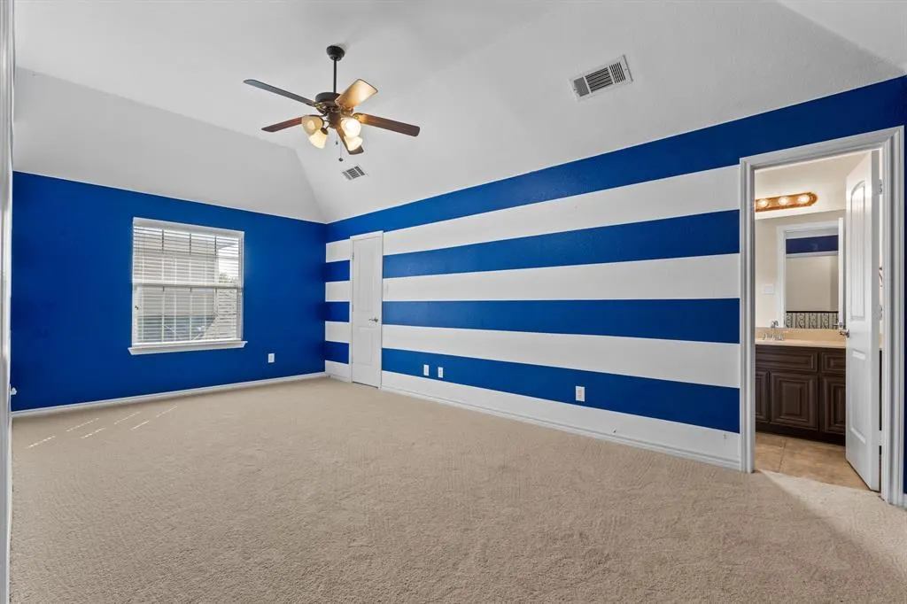10437 Chantry Lane