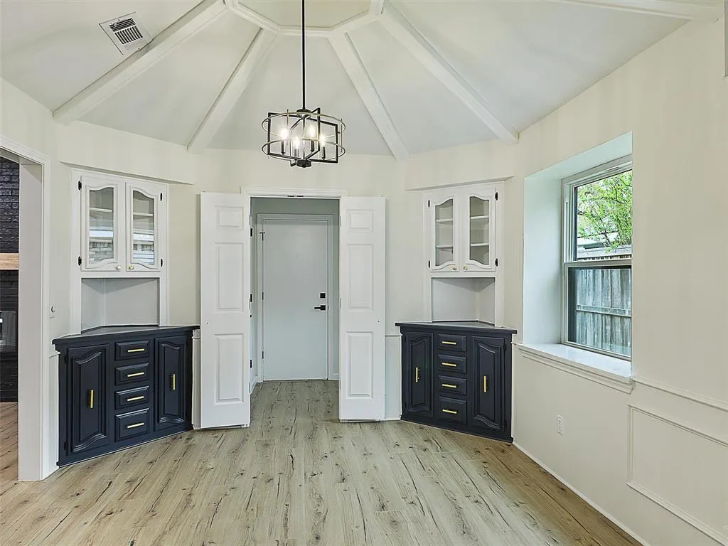3600 Lynbrook Drive