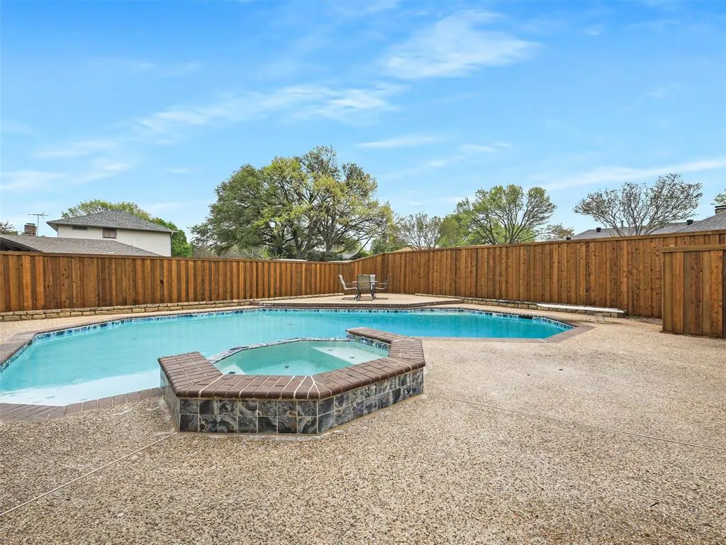 3600 Lynbrook Drive