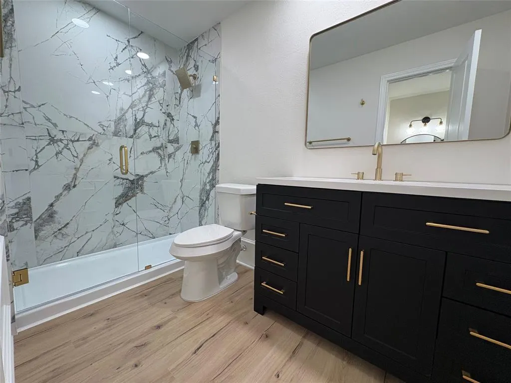 3600 Lynbrook Drive