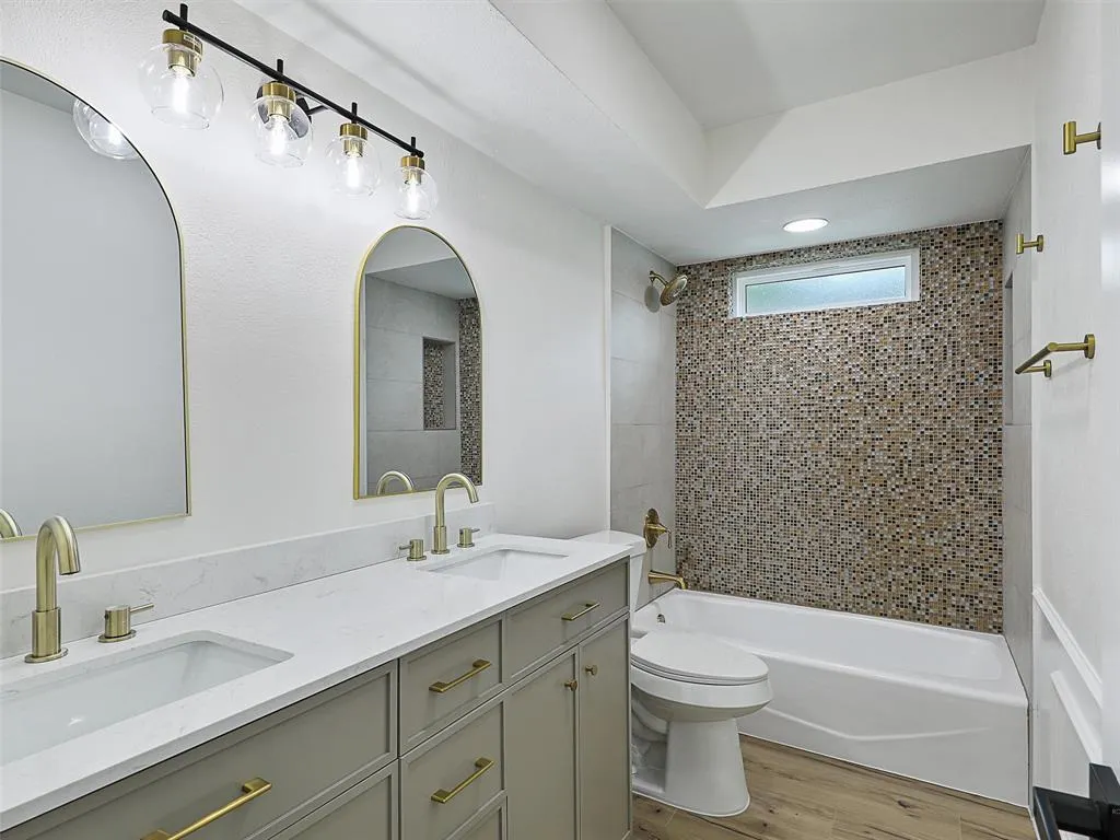3600 Lynbrook Drive
