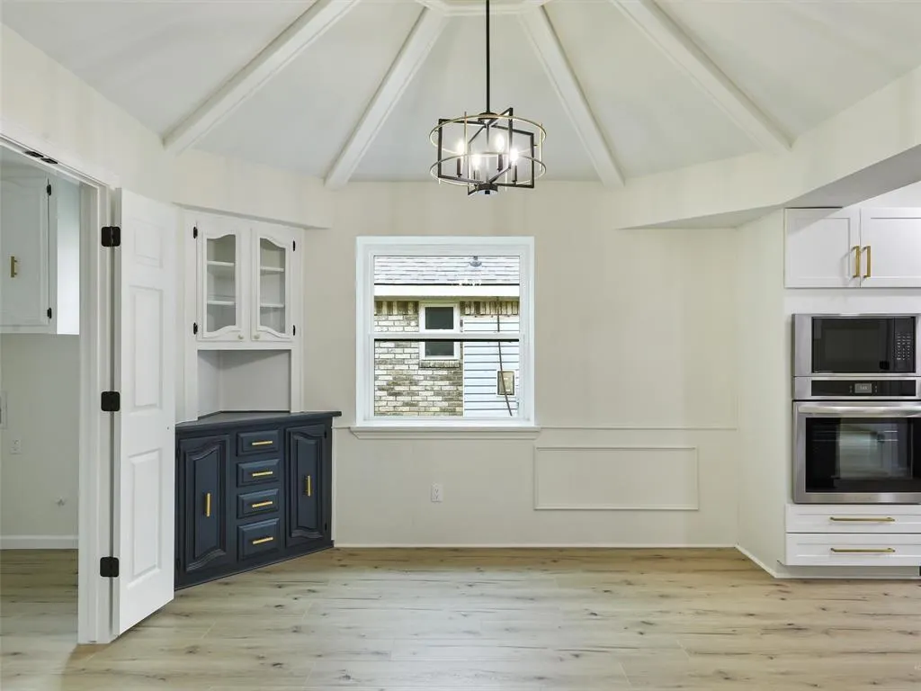3600 Lynbrook Drive