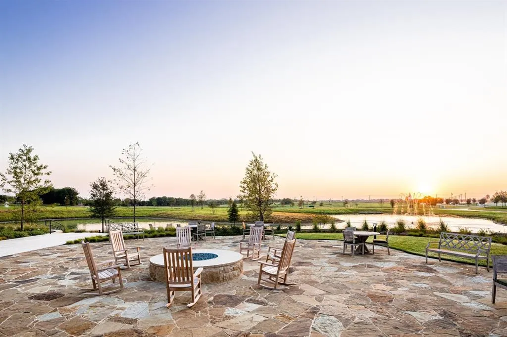 4317 Sandbrock Parkway
