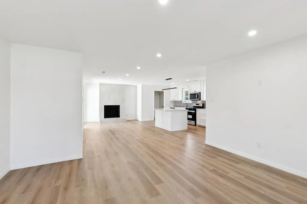8566 Sweetwood Drive