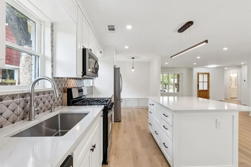 8566 Sweetwood Drive