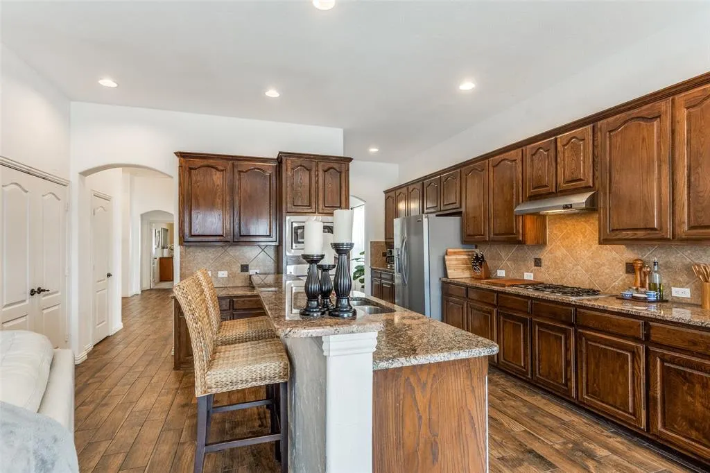 1604 Creek Crest Drive
