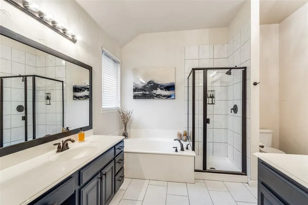 1604 Creek Crest Drive
