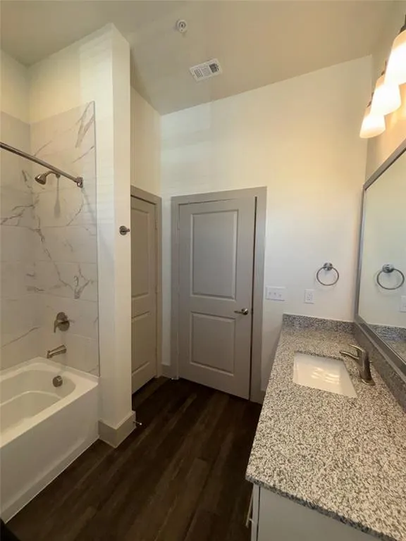 2036 Oak Grove, #157A