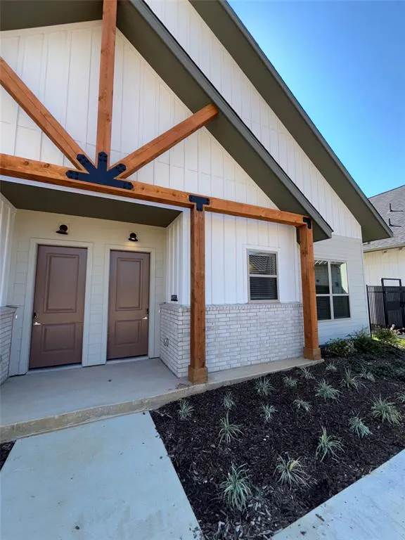 2036 Oak Grove, #157A