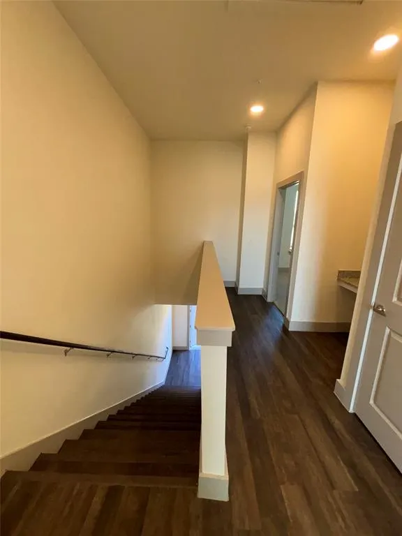 2036 Oak Grove, #247