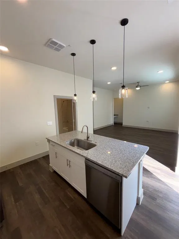 2036 Oak Grove, #145