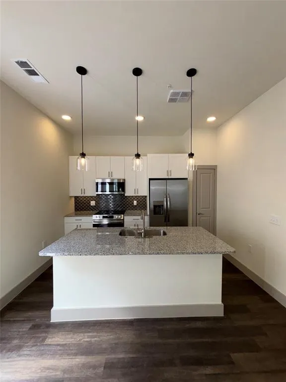 2036 Oak Grove, #145