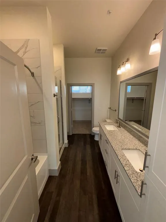 2036 Oak Grove, #145