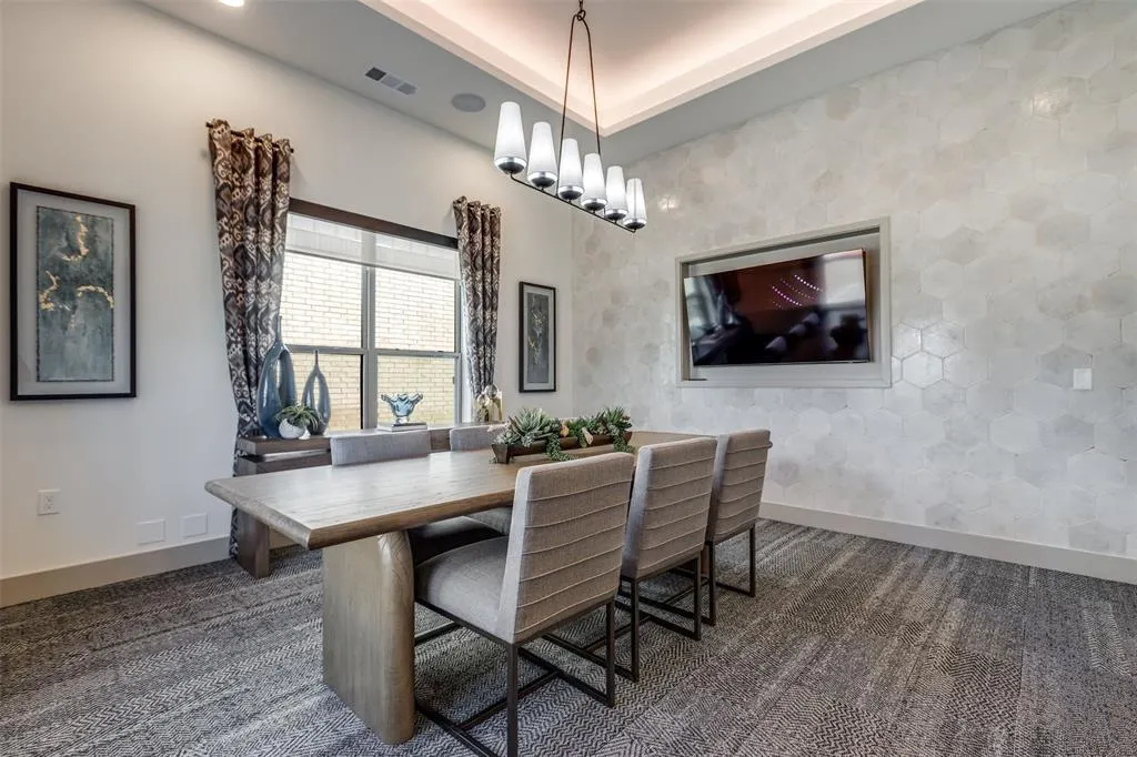 2036 Oak Grove, #145
