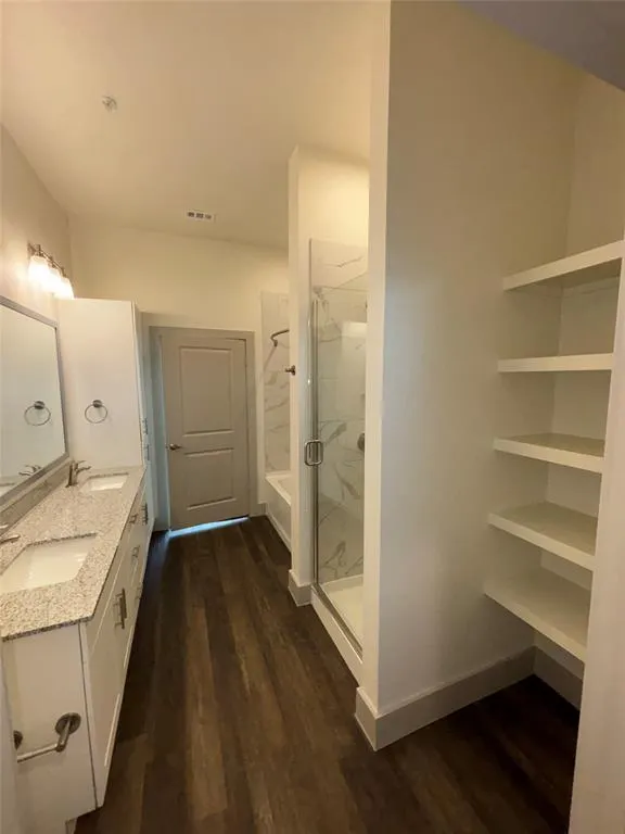 2036 Oak Grove, #145