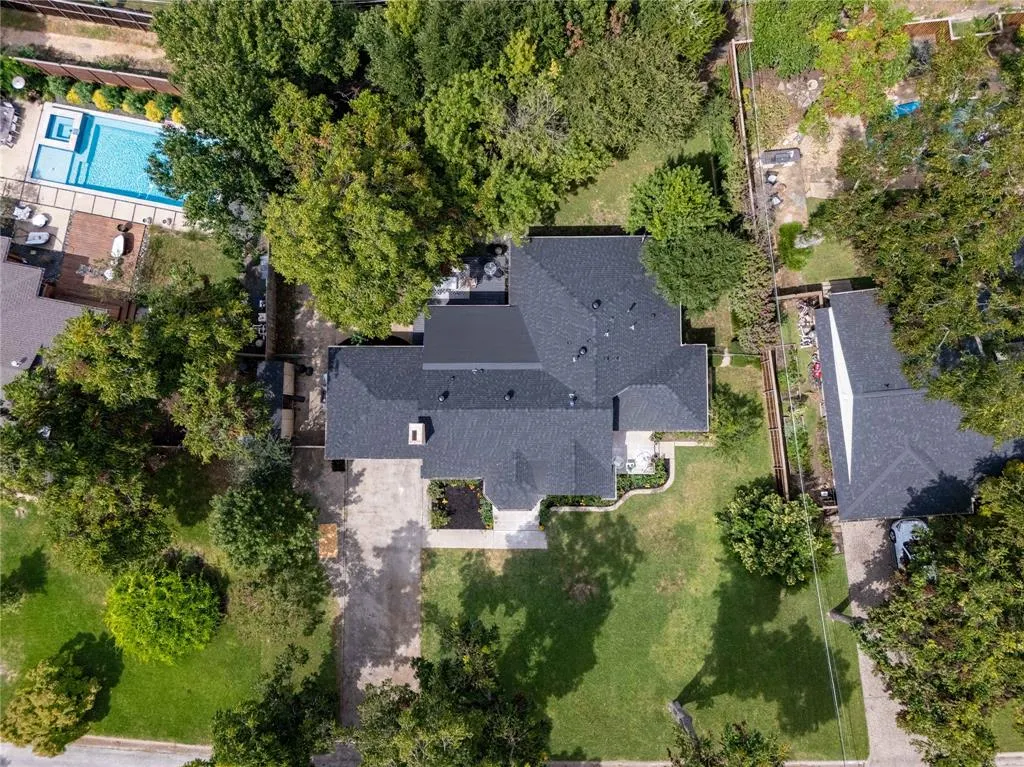 1252 N Selva Drive